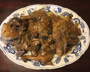 California Farm Cast Iron Chicken Coq-au-Vin Dinner