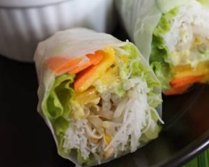 Kani and Mango Fresh Vietnamese Spring Roll w/ 2 dipping sauces