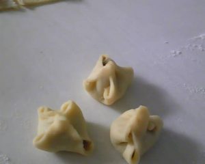 Turkish Manti (Boiled Dumplings)